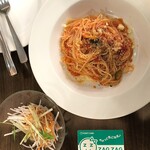 ノッカ - パスタ(トマトソース選択)ピザ食べ放題付きランチセット¥1080