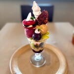 Parfait tokidoki - 料理写真:葡萄とスパイスのパフェ