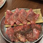 路地裏焼肉 マックスザホルモン - 