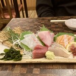 Seafood to Honetsukidori Sanuki Sakaba Takamatsu Ferry Tori Ten - 綺麗です