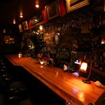 English BAR THE KING  - 