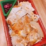 Take no Ie - 玉子とじかつ重  930円