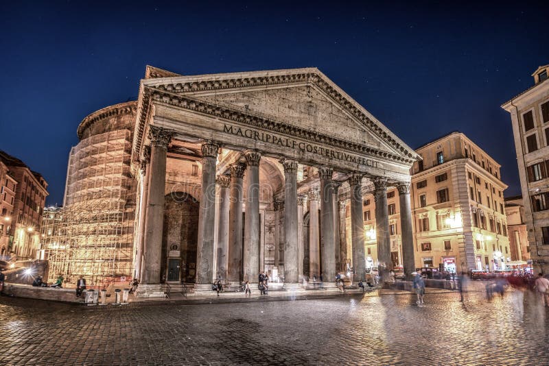 The Altare Della Patria in Rome , Italy Stock Photo - Image of ...