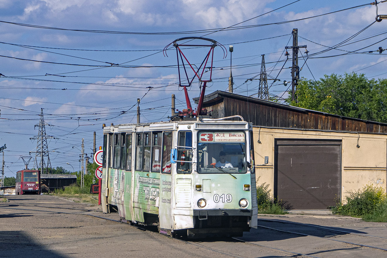 Усолье-Сибирское, 71-605 (КТМ-5М3) № 019