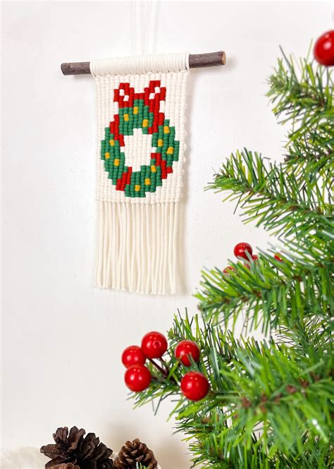 Christmas Wreath Pixel Art Pattern Digital Pdf And Knot Guide