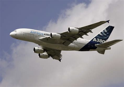 Keren A380 Superjumbo Airbus Bertenaga Hidrogen Akan Mulai Terbang