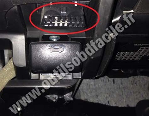 Obd Stecker In Suzuki Kizashi Einfach Ihren Adapter Finden