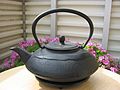 Japanese cast-iron teapot, 鉄瓶 (tetsubin)