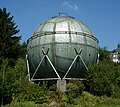 Deutsch: Denkmalgeschützter Kugel-Gasbehälter English: Heritage-listed ball gas tank