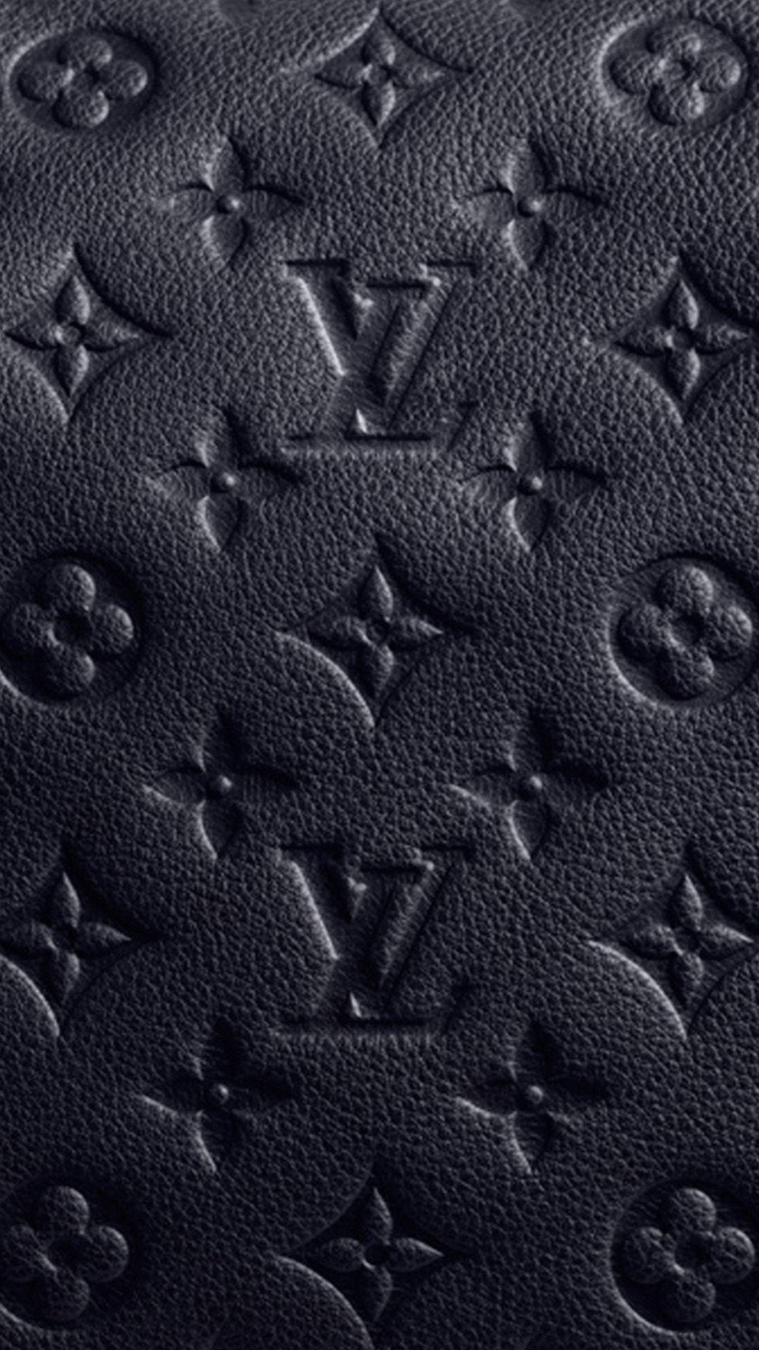 Hình nền LV đen (Louis Vuitton Black Wallpaper): Bạn là fan của thương hiệu Louis Vuitton? Hãy tìm hiểu về hình nền LV đen đầy phong cách này. Thiết kế trẻ trung, hiện đại và đậm chất thương hiệu, hình nền LV đen sẽ khiến màn hình của bạn trở nên đẹp mắt và sang trọng hơn bao giờ hết.