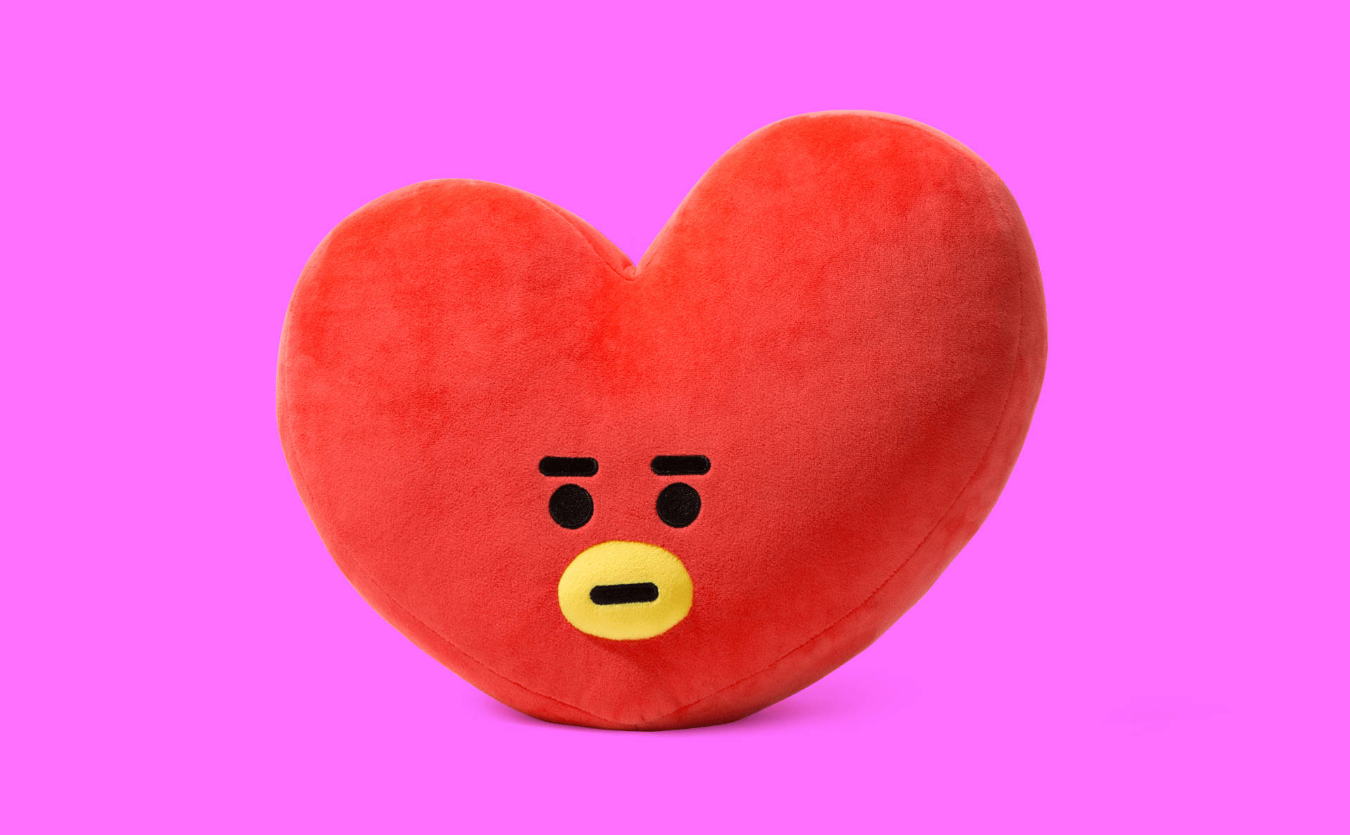 Bt21tata Corazón De Felpa Fondo de pantalla