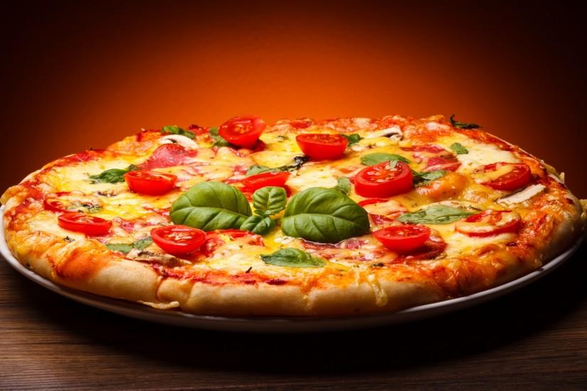 large pizza wallpaper 2560x1600