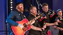 Tom Walker & Red Hot Chilli Pipers - Leave A Light On