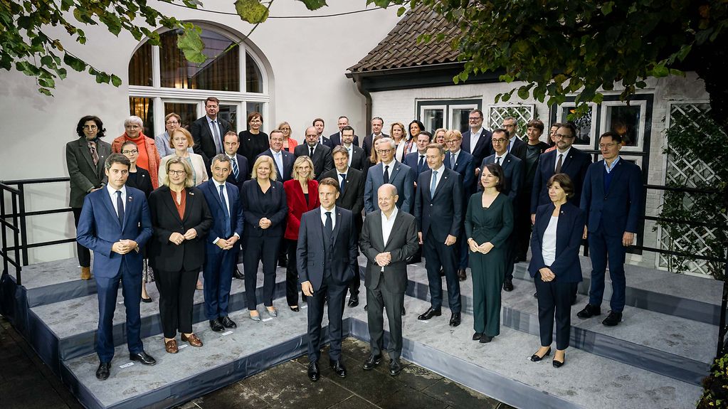 Die deutsche und die französische Regierung in Hamburg.