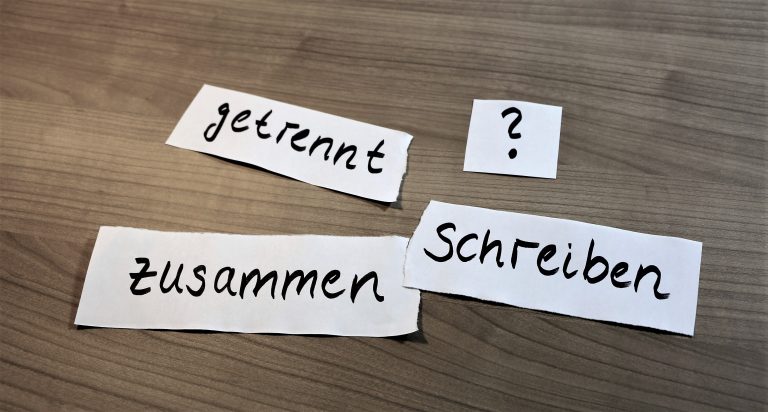 Warum die Getrennt- und Zusammenschreibung so schwer zu regeln ist (Titelbild Blogbeitrag)