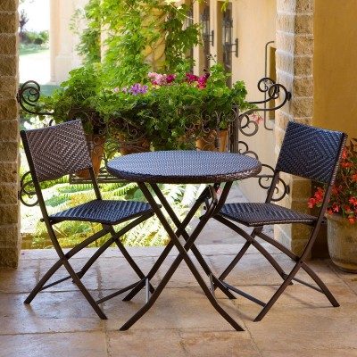 outdoor bistro set pic