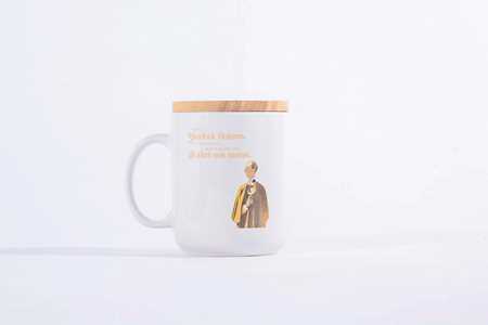 Idee regalo Tazza Mug OpenWorlds Lettura Sherlock Holmes con coperchio Open Wor(l)ds