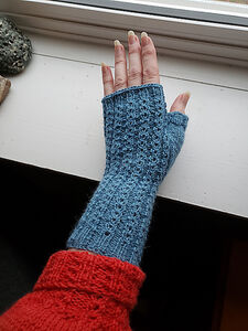 Barnacle Fingerless Mittens