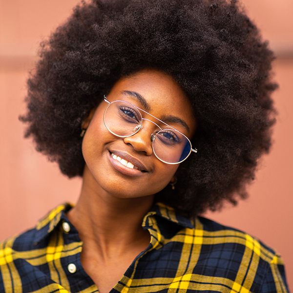 Las tendencias en gafas para mujer y hombre 2023