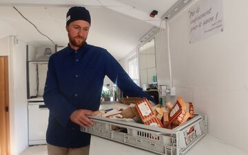 Saint-Vaast-lès-Mello, mercredi 14 juin. Cyril Allewaert a lancé la savonnerie SÃO en 2021, après des années à travailler dans des bureaux à Paris. LP/N.M.