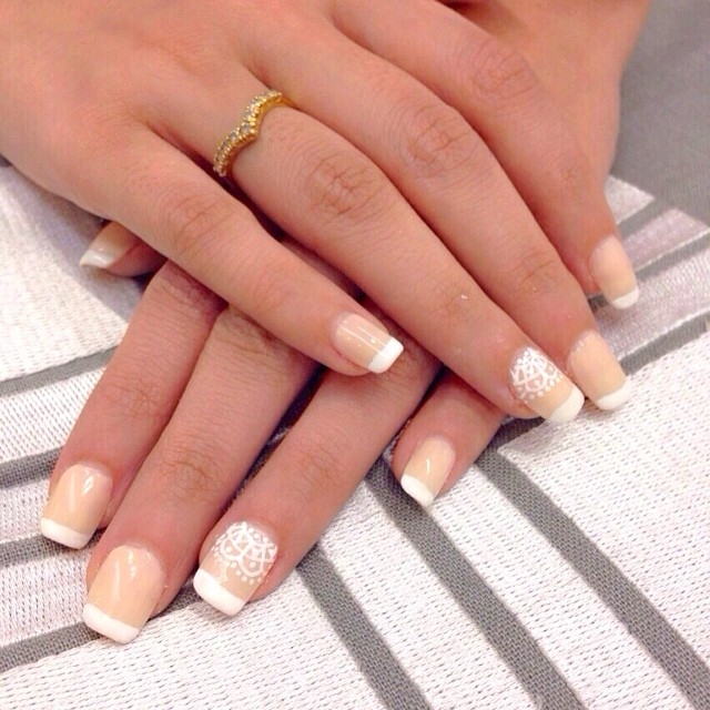 Elegant nails