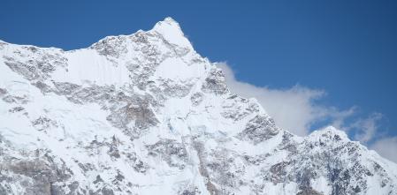 Una expedición china conquista una de las montañas vírgenes más altas del planeta