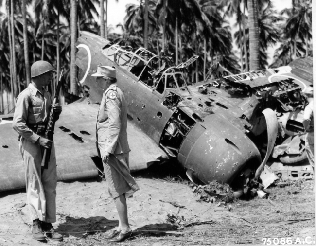 Eleanor Roosevelt Tours Guadalcanal