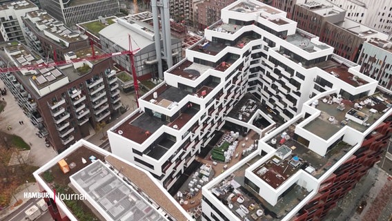 Vogelperspektive: Ein neues Wohngebäude im Überseequartier in der Hafencity. © Screenshot 