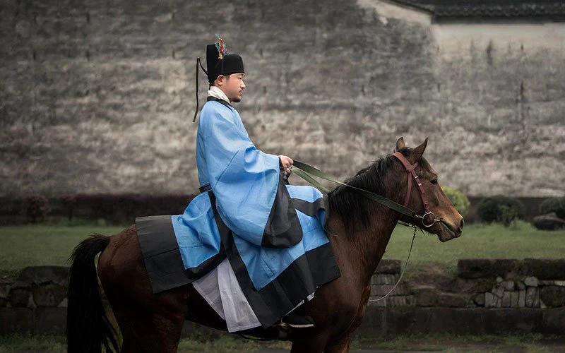 Chinese Traditional Costume - Lanshan for Scholars