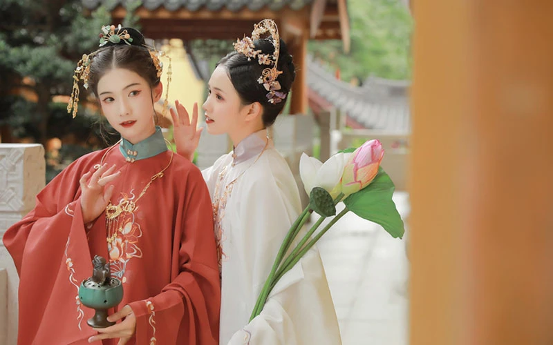 What is the Ming Dynasty Hanfu Clothing?