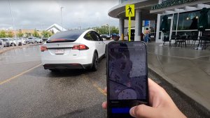 NHTSA Opens Investigation into Tesla's Actually Smart Summon Feature