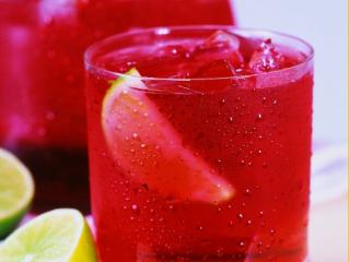 cranberry caipirinha