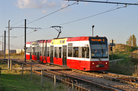 Croydon Tramlink - www.simplonpc.co.uk -  Photo: © Ian Boyle  2007