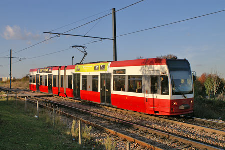 Croydon Tramlink - www.simplonpc.co.uk -  Photo: © Ian Boyle  2007