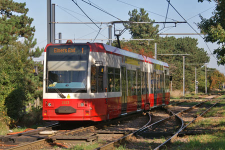 Croydon Tramlink - www.simplonpc.co.uk -  Photo: © Ian Boyle  2007