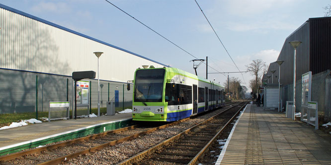 CROYDON TRAMLINK - Photo:  Ian Boyle, 7th February 2012 - www.simplonpc.co.uk - Simplon Postcards