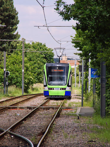 LONDON TRAMLINK - Photo:  Ian Boyle, 19th June 2012 - www.simplonpc.co.uk - Simplon Postcards