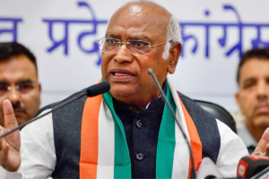 Amendment in Conduct of Election Rules conspiracy to destroy integrity of  ECI: Kharge