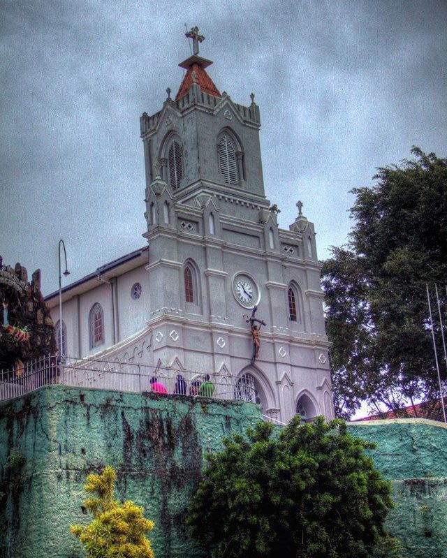 Holy Cross Church in Kalutara South