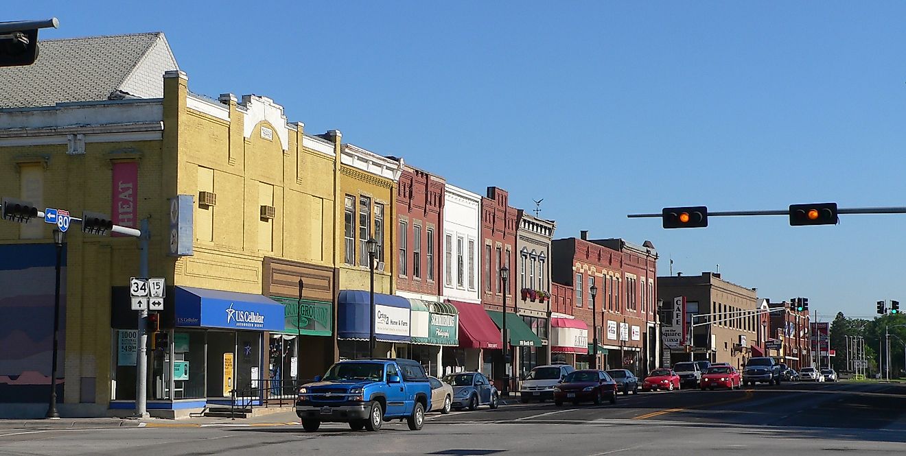 https://upload.wikimedia.org/wikipedia/commons/e/ea/Seward%2C_Nebraska_5th_and_Seward_NE_corner.JPG By Ammodramus - Own work, Public Domain, https://commons.wikimedia.org/w/index.php?curid=11623797