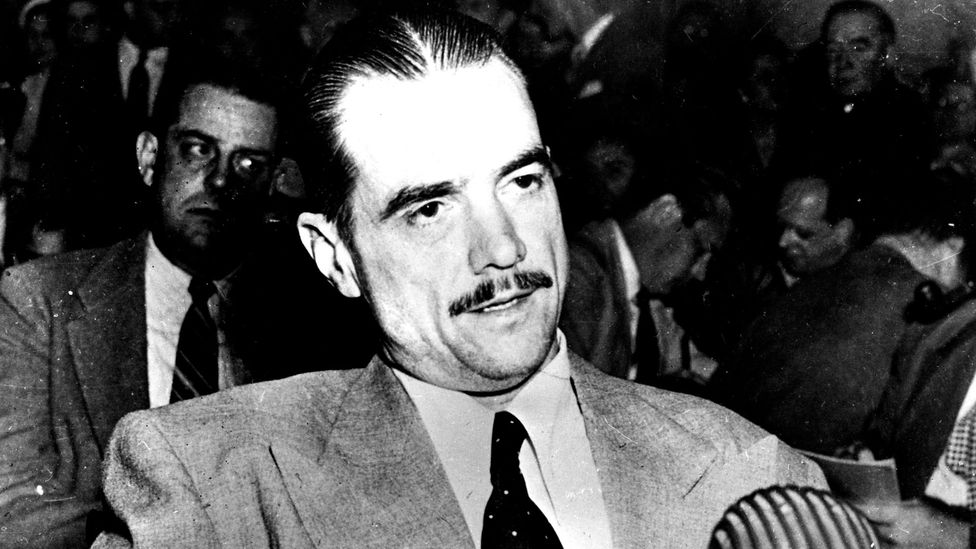 Howard Hughes Plane Crash Burns